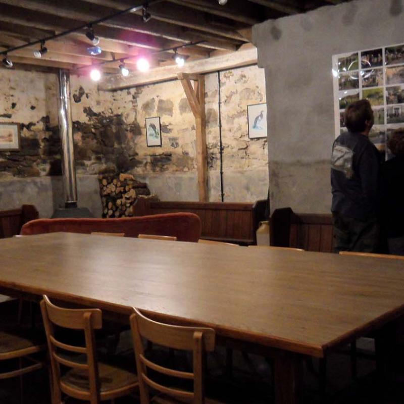 large table seats 14 plus